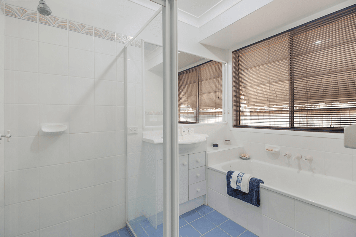 28 Merion Court, Banora Point, NSW 2486