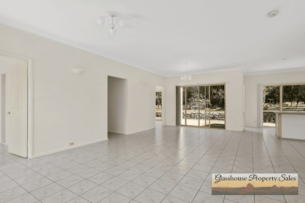 23  Parkview Road, Glass House Mountains, QLD 4518