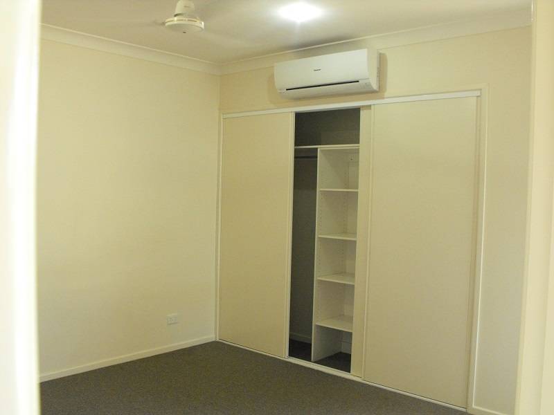 3/4 Christie Ave, Nanum, QLD 4874