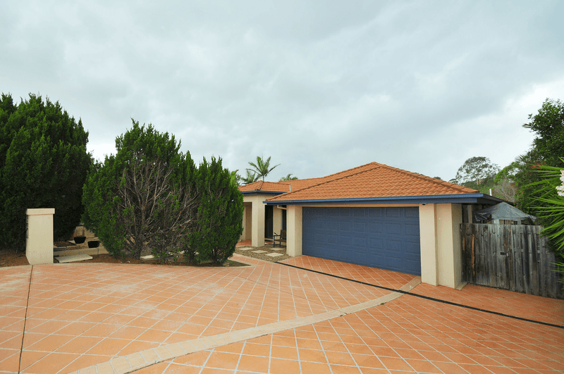 70 Halfway Drive, Ormeau, QLD 4208