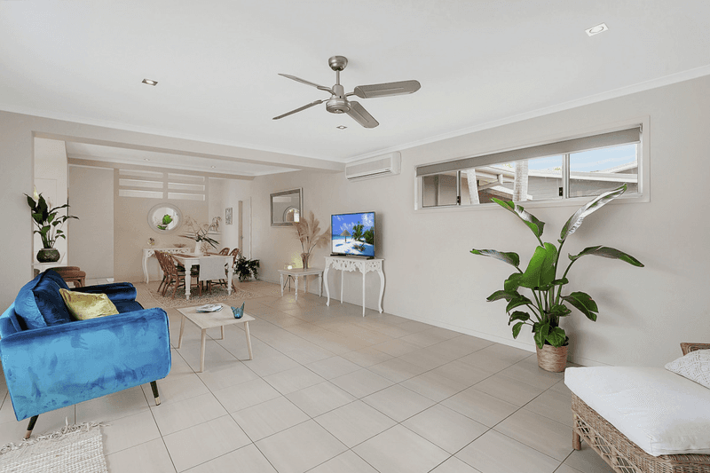 16 Tabilban Street, Burleigh Heads, QLD 4220