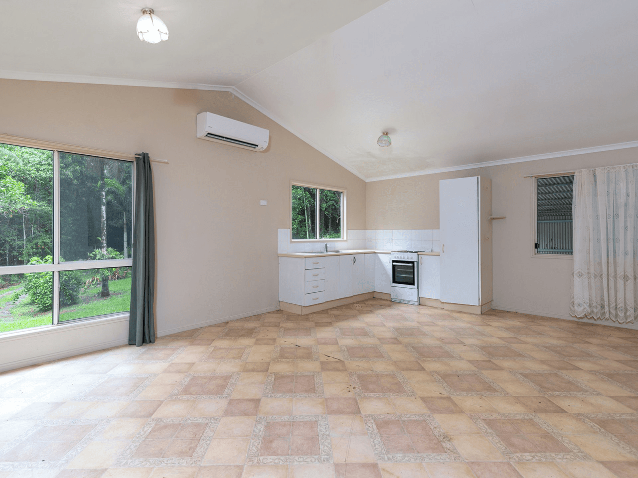 171 Highland Drive, JULATTEN, QLD 4871