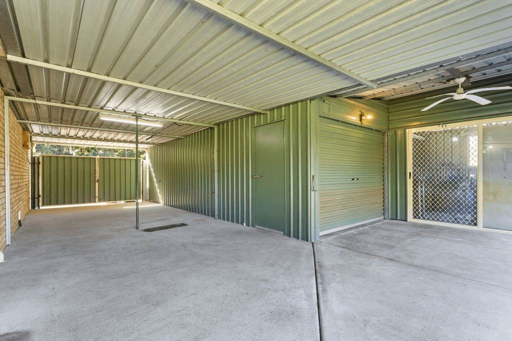 18  Bowen Road, Glass House Mountains, QLD 4518