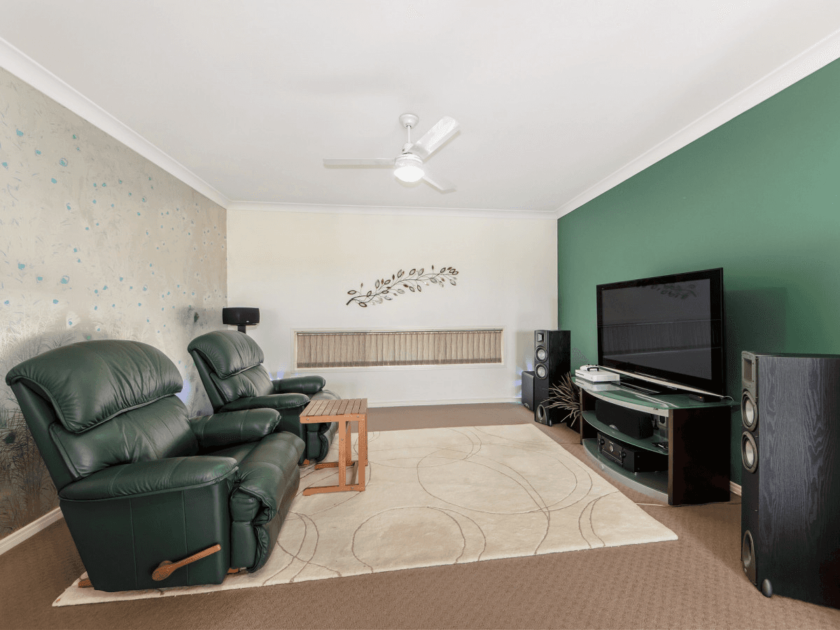 11 Aristotle Avenue, Augustine Heights, QLD 4300