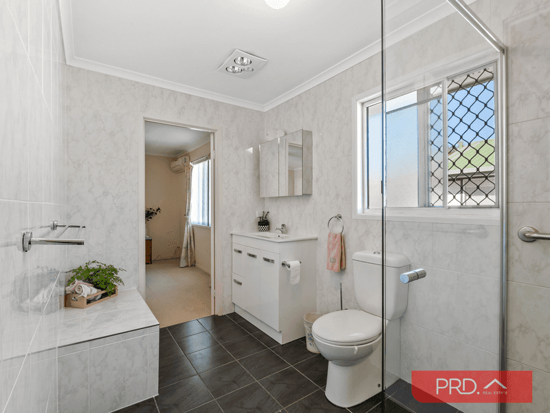 17/66 Springwood Road, ROCHEDALE SOUTH, QLD 4123