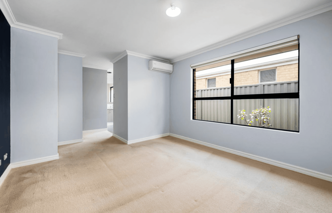 17 Barton Loop, PIARA WATERS, WA 6112