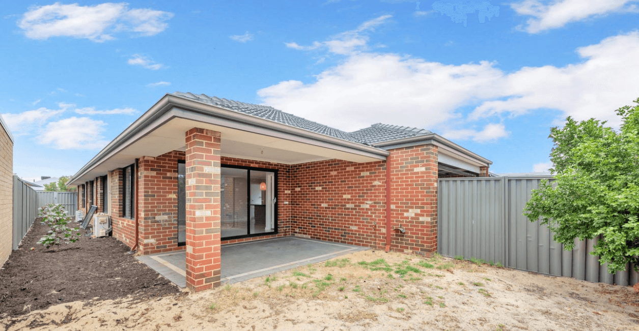 17 Barton Loop, PIARA WATERS, WA 6112