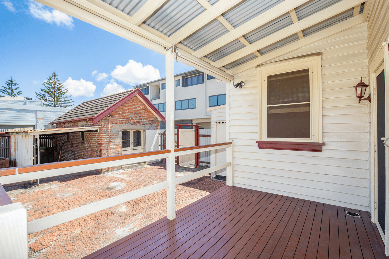 2 Ada Street, HAMILTON EAST, NSW 2303