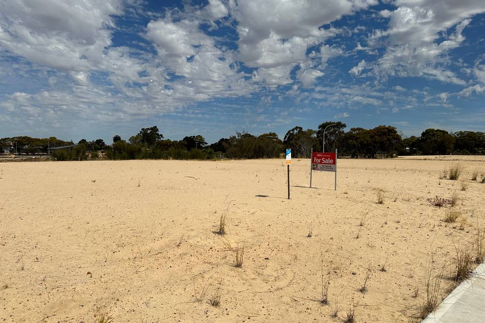 9 Kaatanup Loop, Katanning, WA 6317
