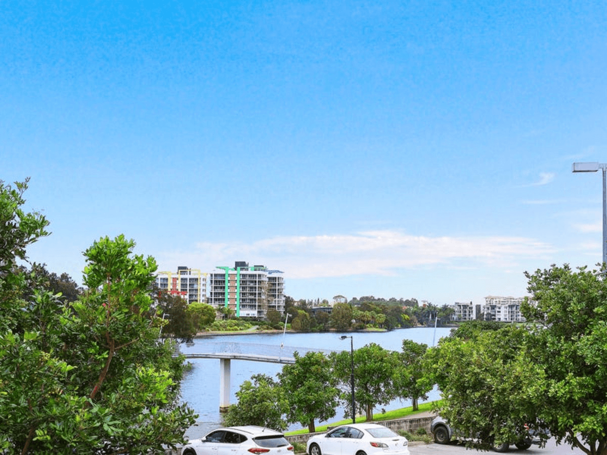 1/9 South Bay Drive, VARSITY LAKES, QLD 4227