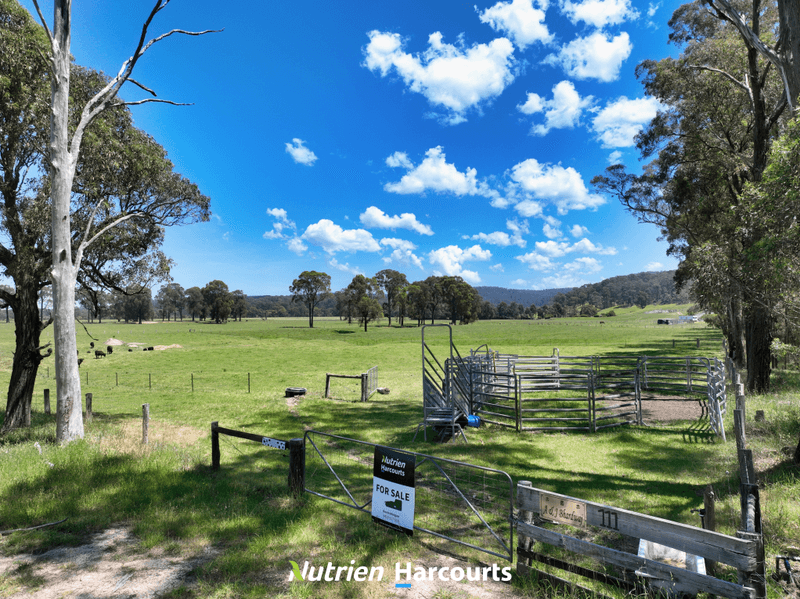 111 Old Walhalla Road, TOONGABBIE, VIC 3856