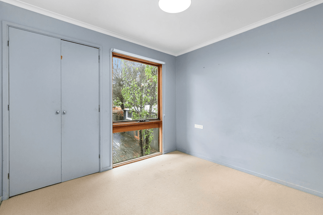 5 Larmer Close, BROULEE, NSW 2537