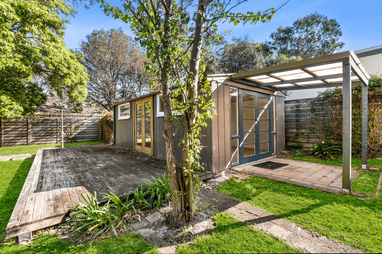 5 Larmer Close, BROULEE, NSW 2537