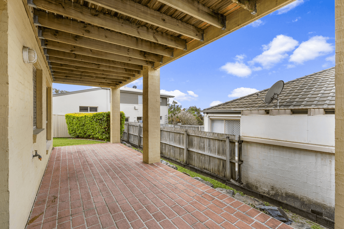 1/1 Van Brugge Court, HIGHLAND PARK, QLD 4211