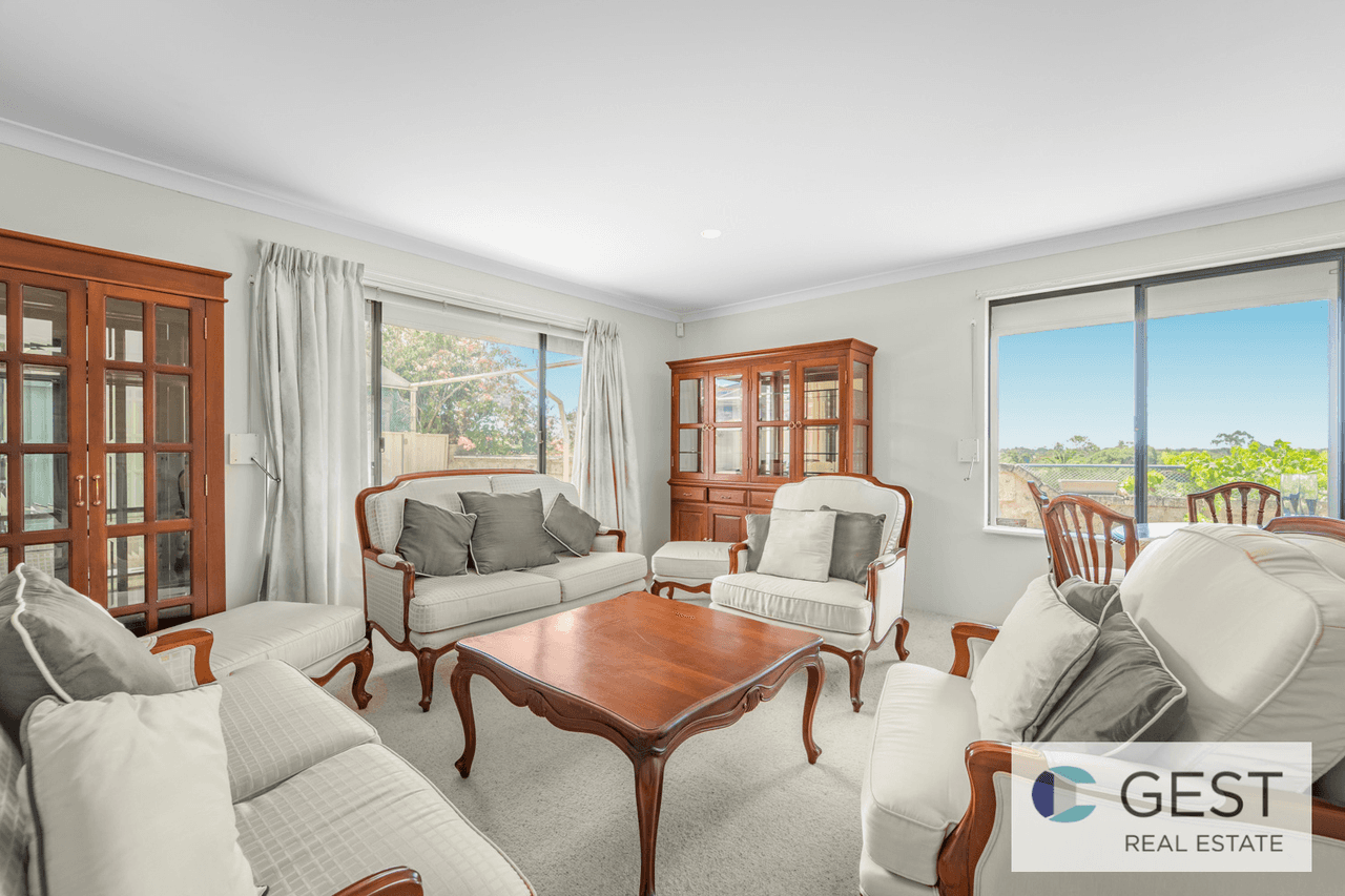 4 Quenda Close, BEELIAR, WA 6164