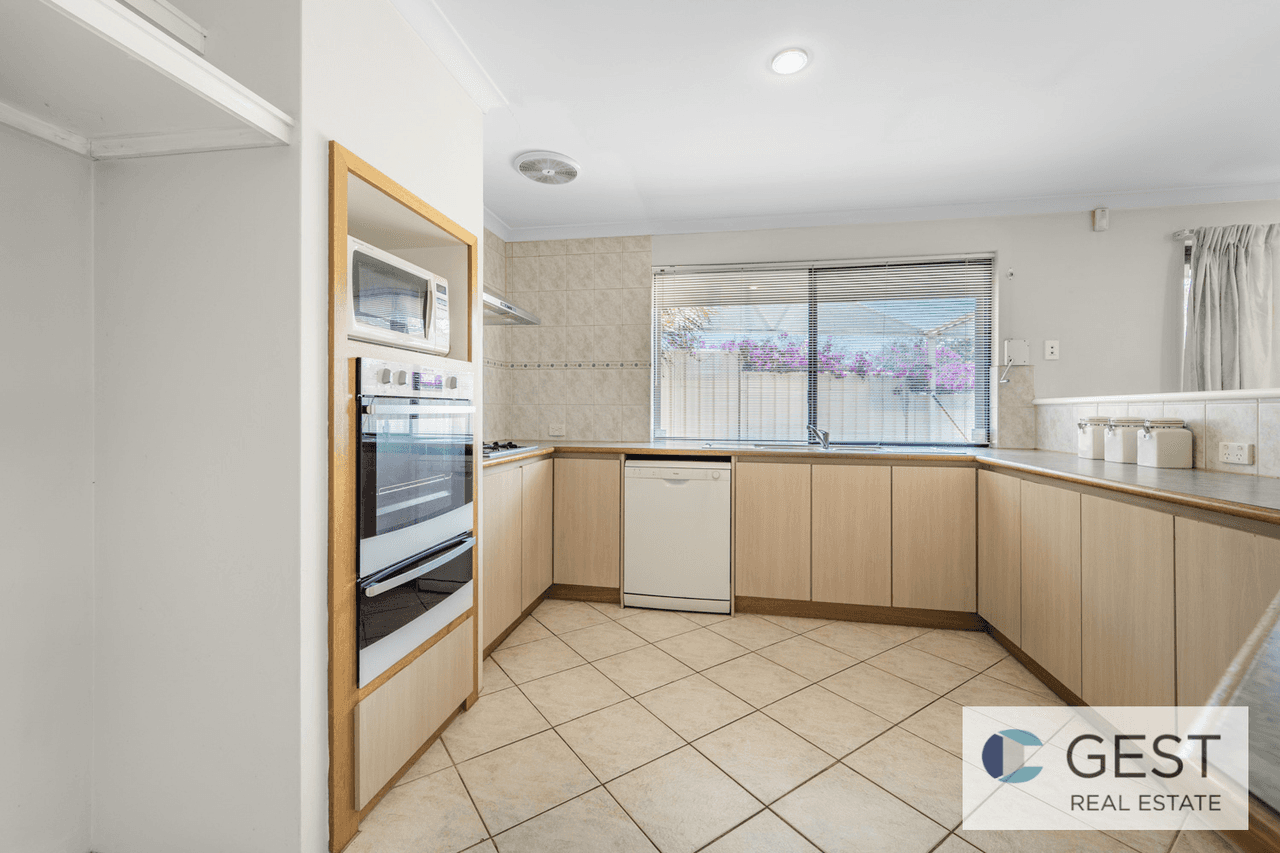 4 Quenda Close, BEELIAR, WA 6164