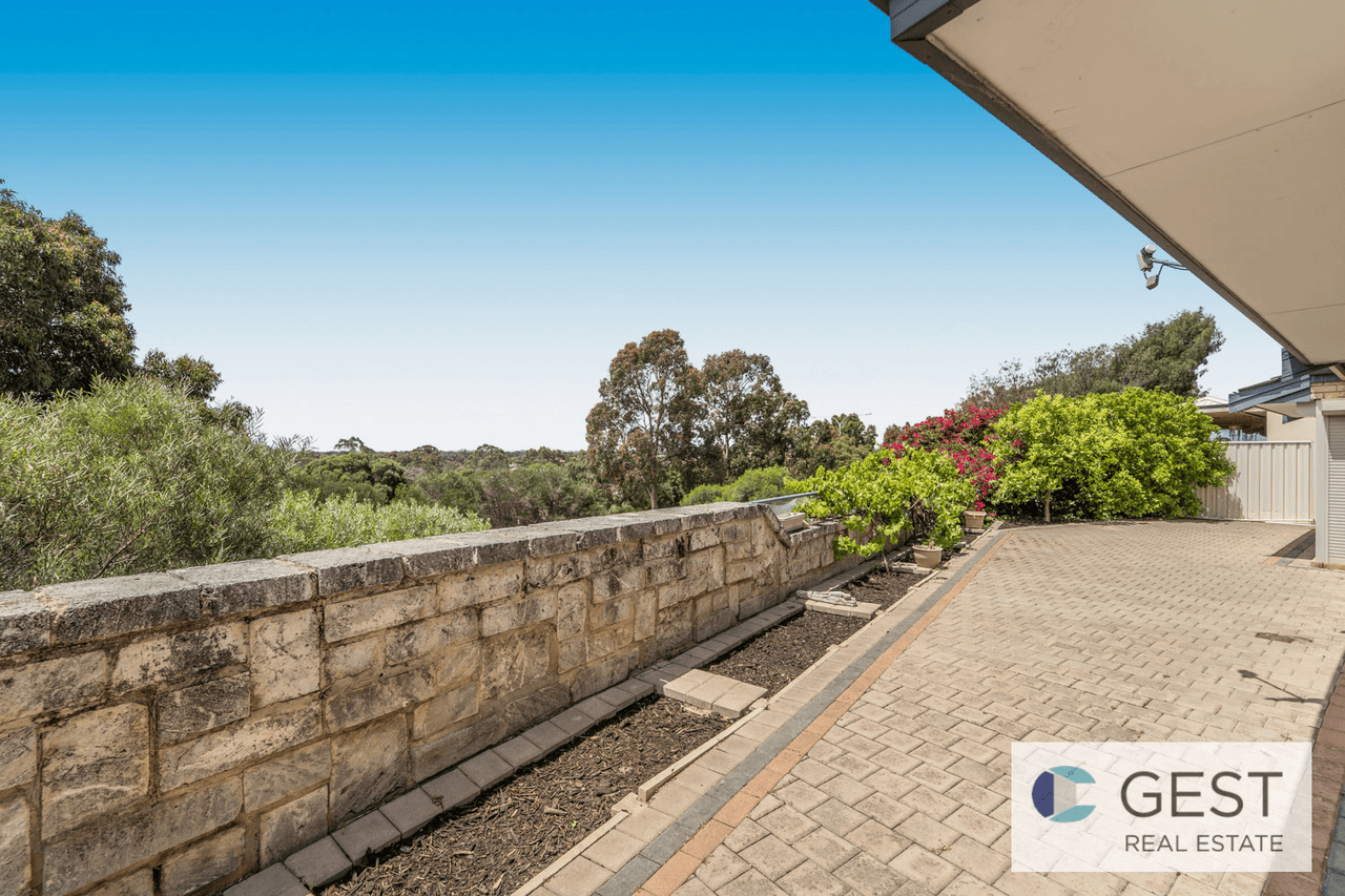 4 Quenda Close, BEELIAR, WA 6164