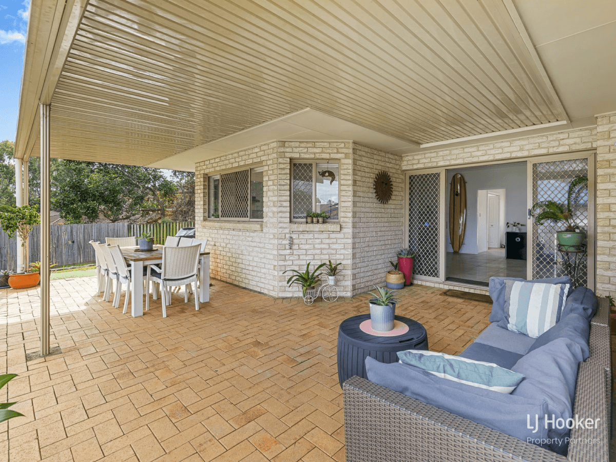 16 Chalmers Place, SUNNYBANK, QLD 4109