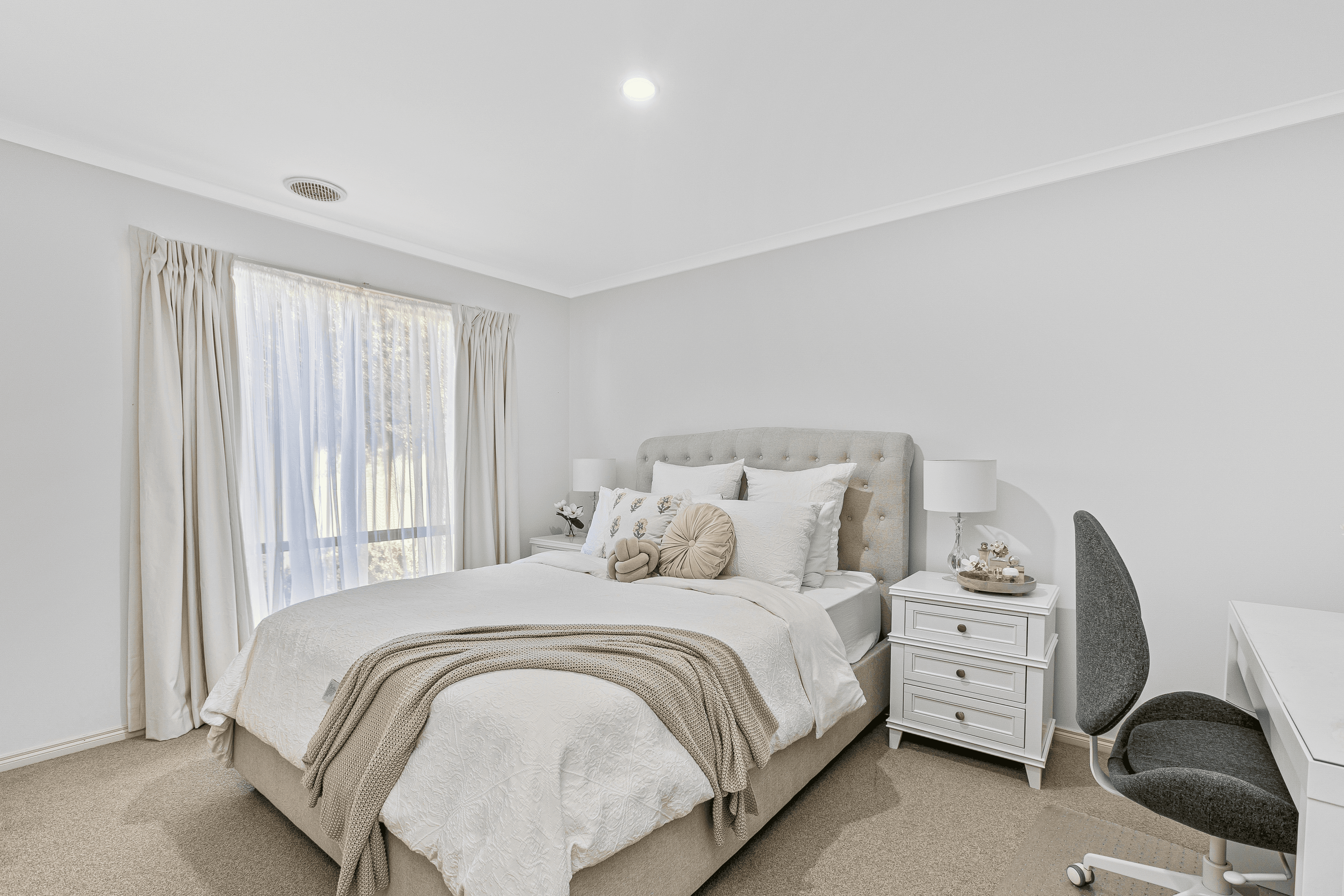 34 Dunkirk Drive, POINT COOK, VIC 3030