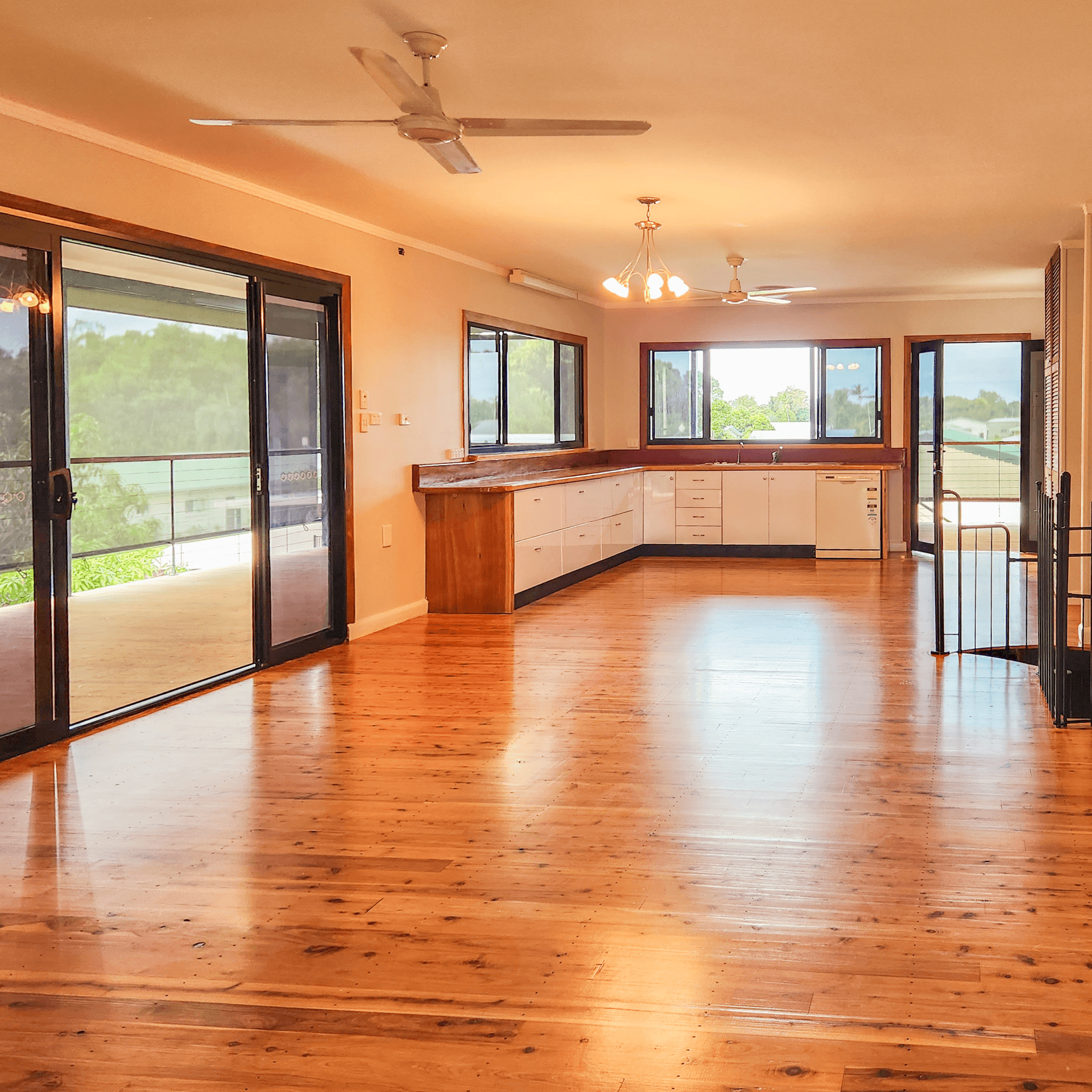 3 Bardon Cl, Kurrimine Beach, QLD 4871