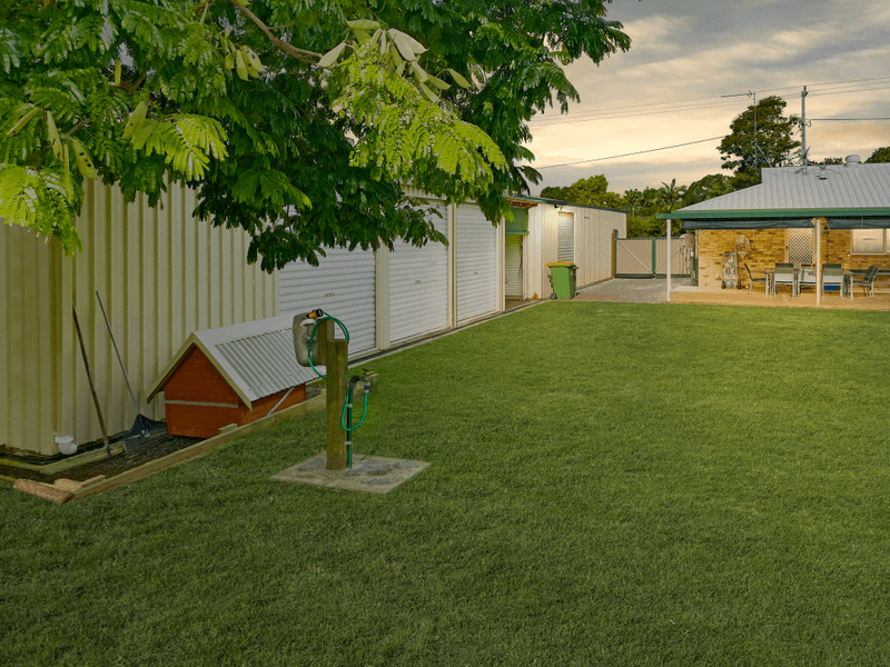 46 Outlook Drive, GLASS HOUSE MOUNTAINS, QLD 4518