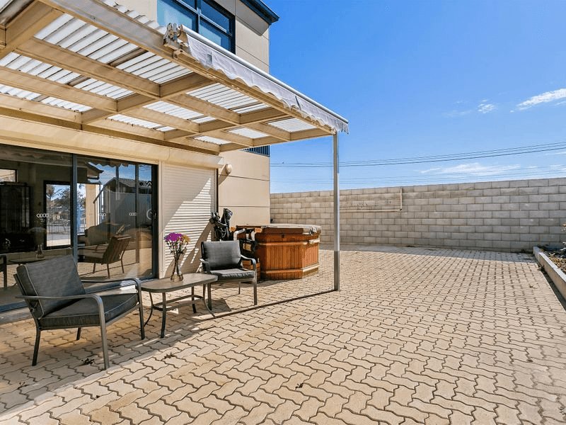 38 St Johns Road, OTTOWAY, SA 5013