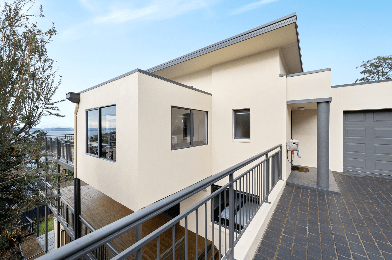 80 Tingira Road, BLACKMANS BAY, TAS 7052