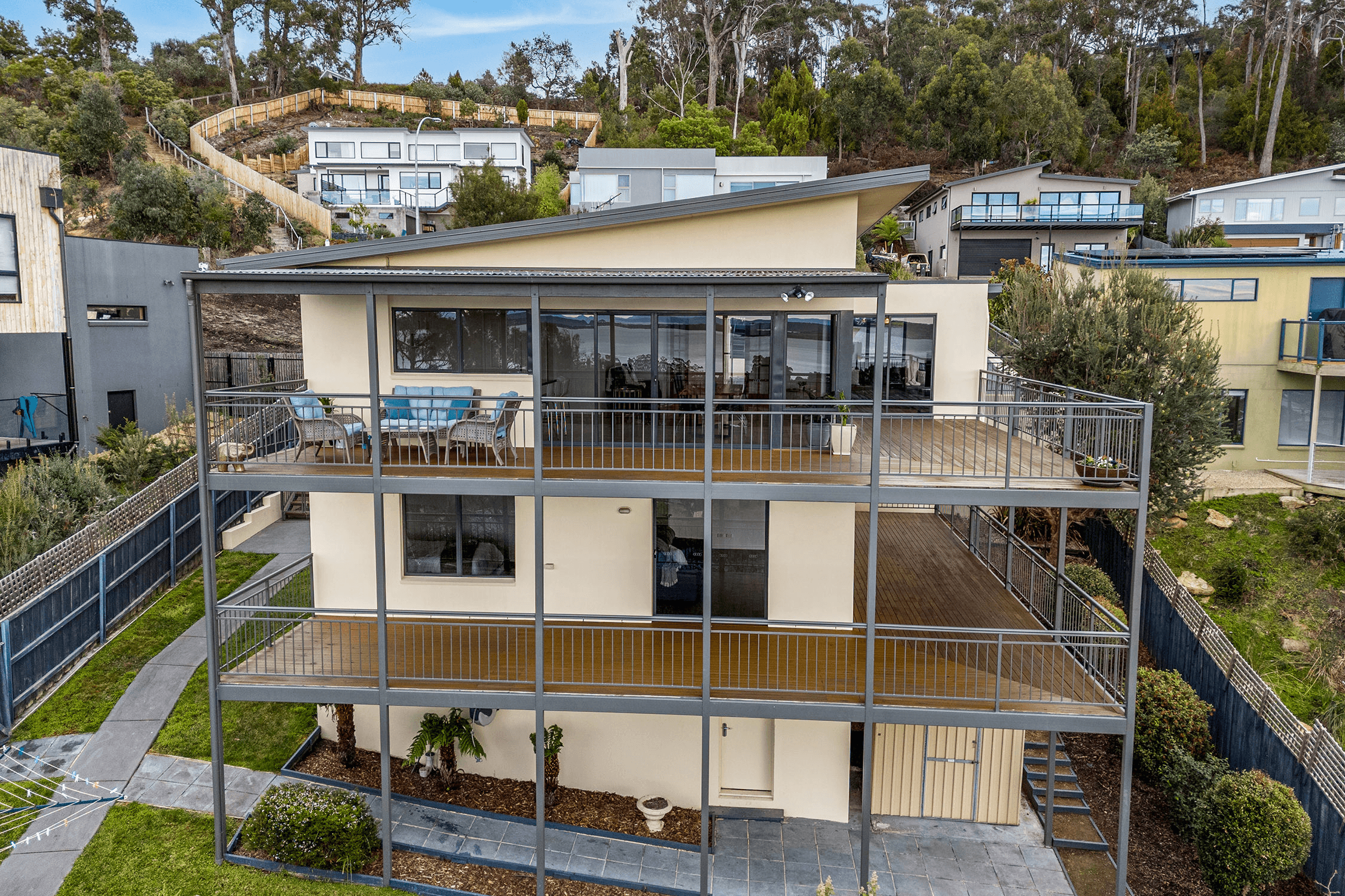 80 Tingira Road, BLACKMANS BAY, TAS 7052