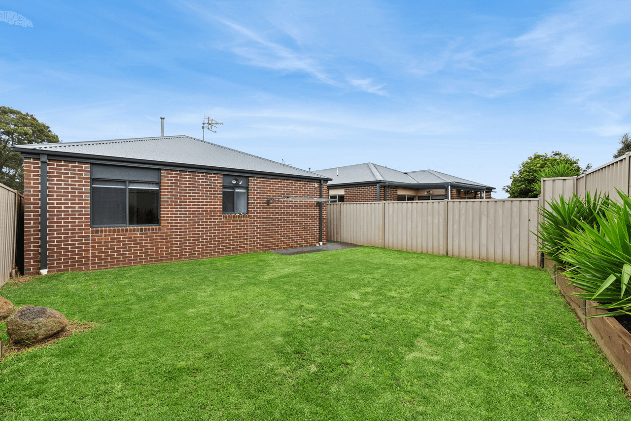 39 francis Court, KILMORE, VIC 3764