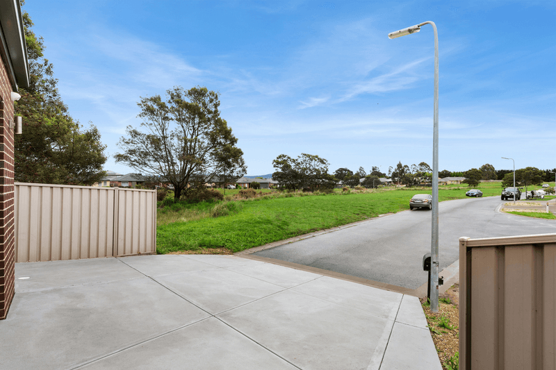 39 francis Court, KILMORE, VIC 3764