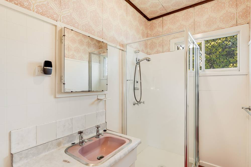 10 Lovett Street, RANGEVILLE, QLD 4350