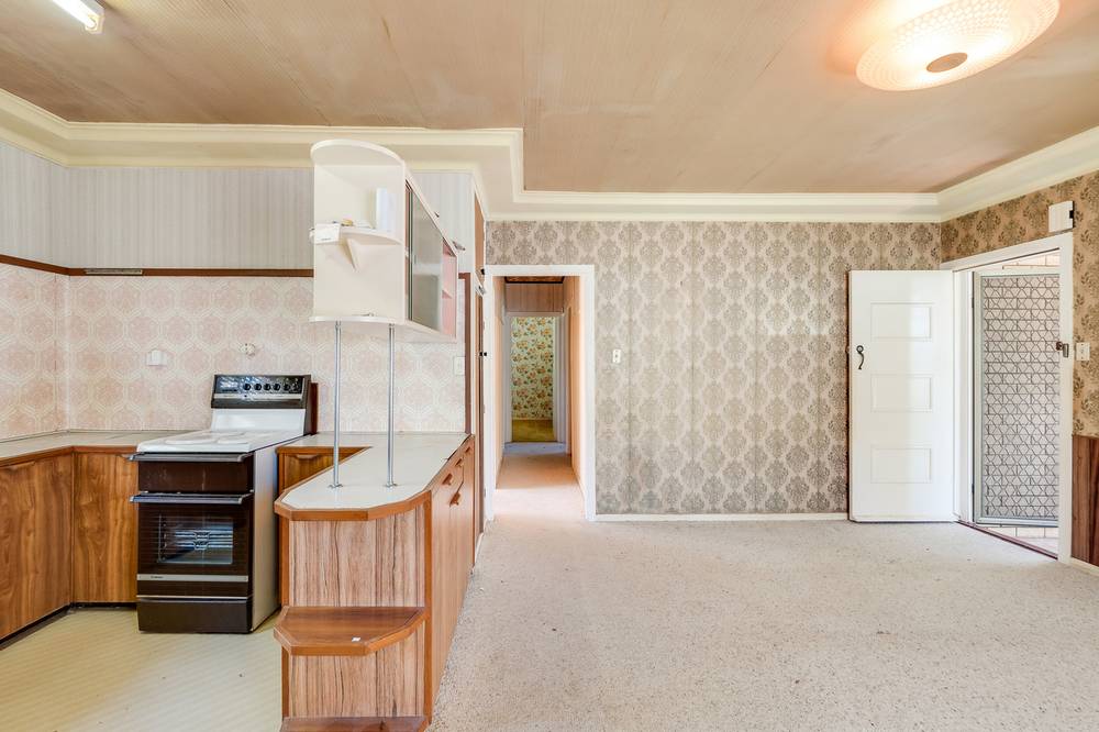 10 Lovett Street, RANGEVILLE, QLD 4350