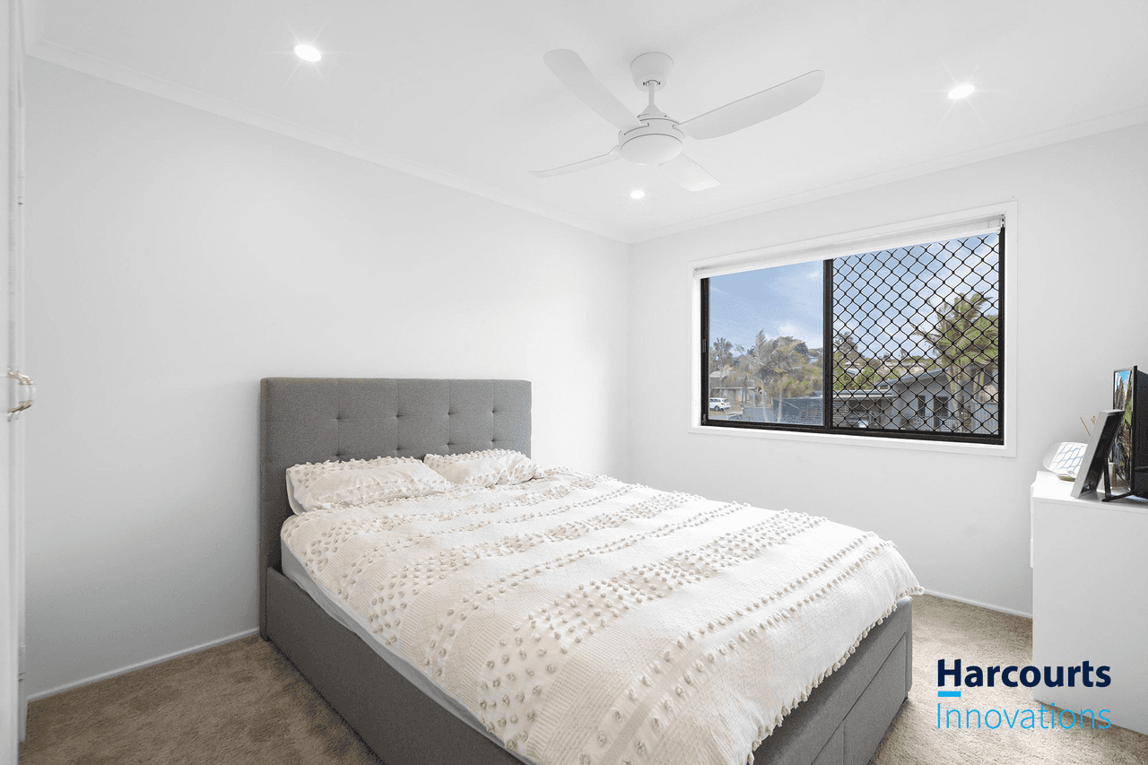 51 Yangoora Crescent, ASHMORE, QLD 4214