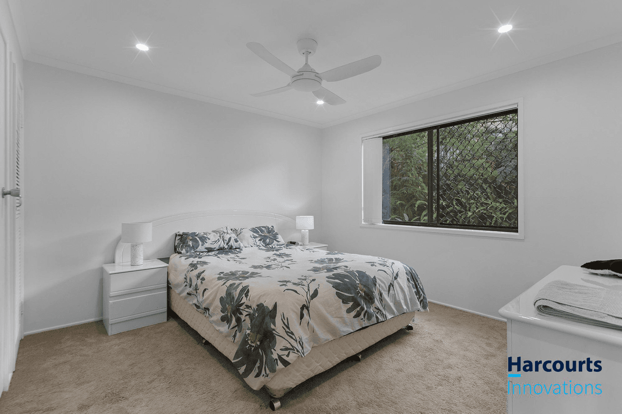 51 Yangoora Crescent, ASHMORE, QLD 4214