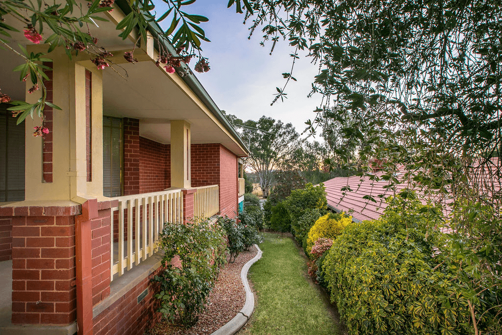 1/49 Southern View Drive, Albury, NSW 2640