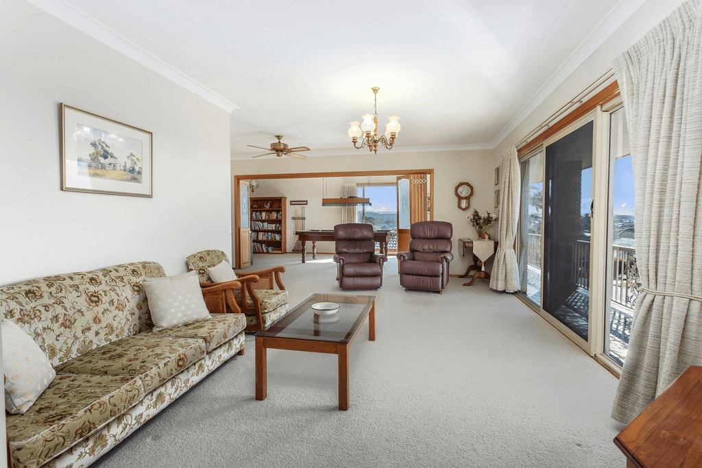 17 Gibraltar Avenue, KIAMA DOWNS, NSW 2533