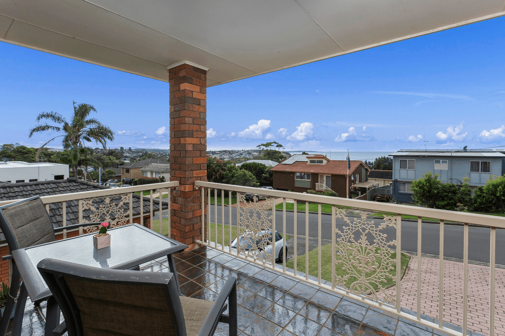 17 Gibraltar Avenue, KIAMA DOWNS, NSW 2533