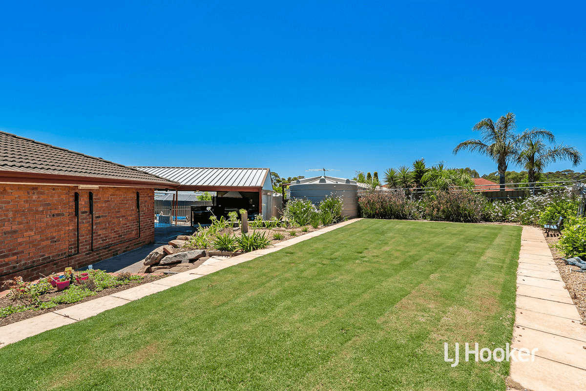 9 Mahogany Court, CRAIGMORE, SA 5114