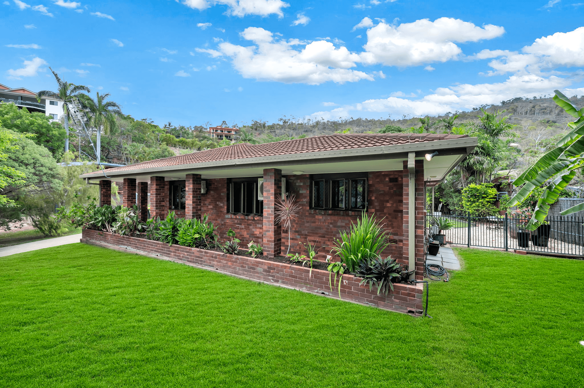 7 Carina Court, Mount Louisa, QLD 4814