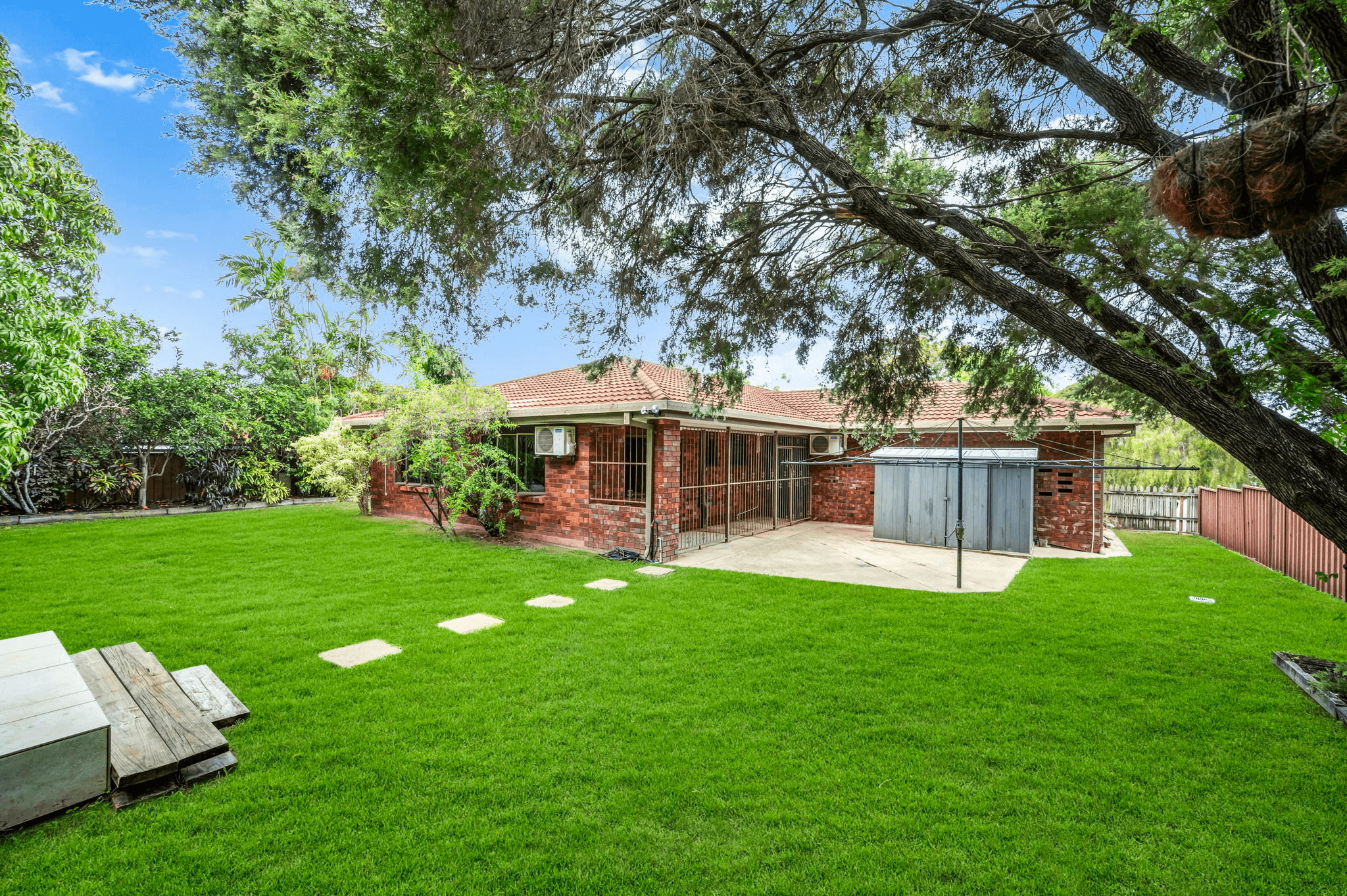 7 Carina Court, Mount Louisa, QLD 4814