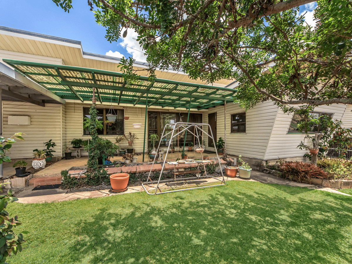 39 Peace Street, Lowood, QLD 4311