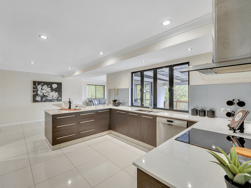 31 Leaver Court, Ormeau, QLD 4208