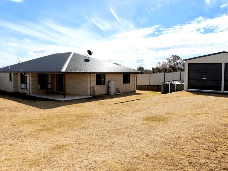 23 Sharon Crescent, KINGAROY, QLD 4610