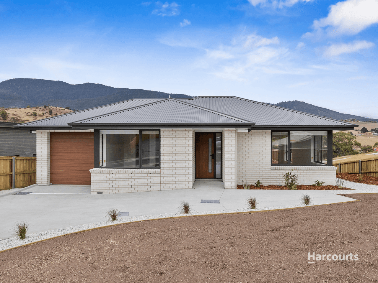 2 Jury Place, CLAREMONT, TAS 7011