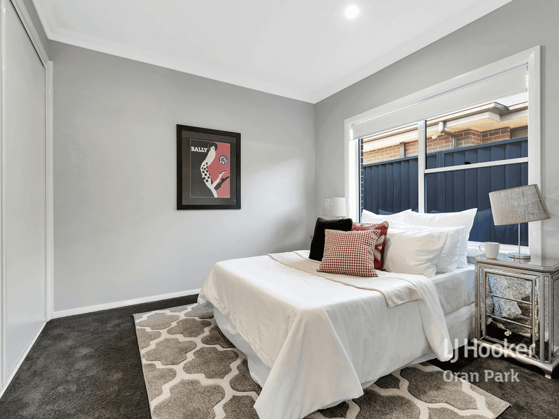 41 Lawler Drive, ORAN PARK, NSW 2570