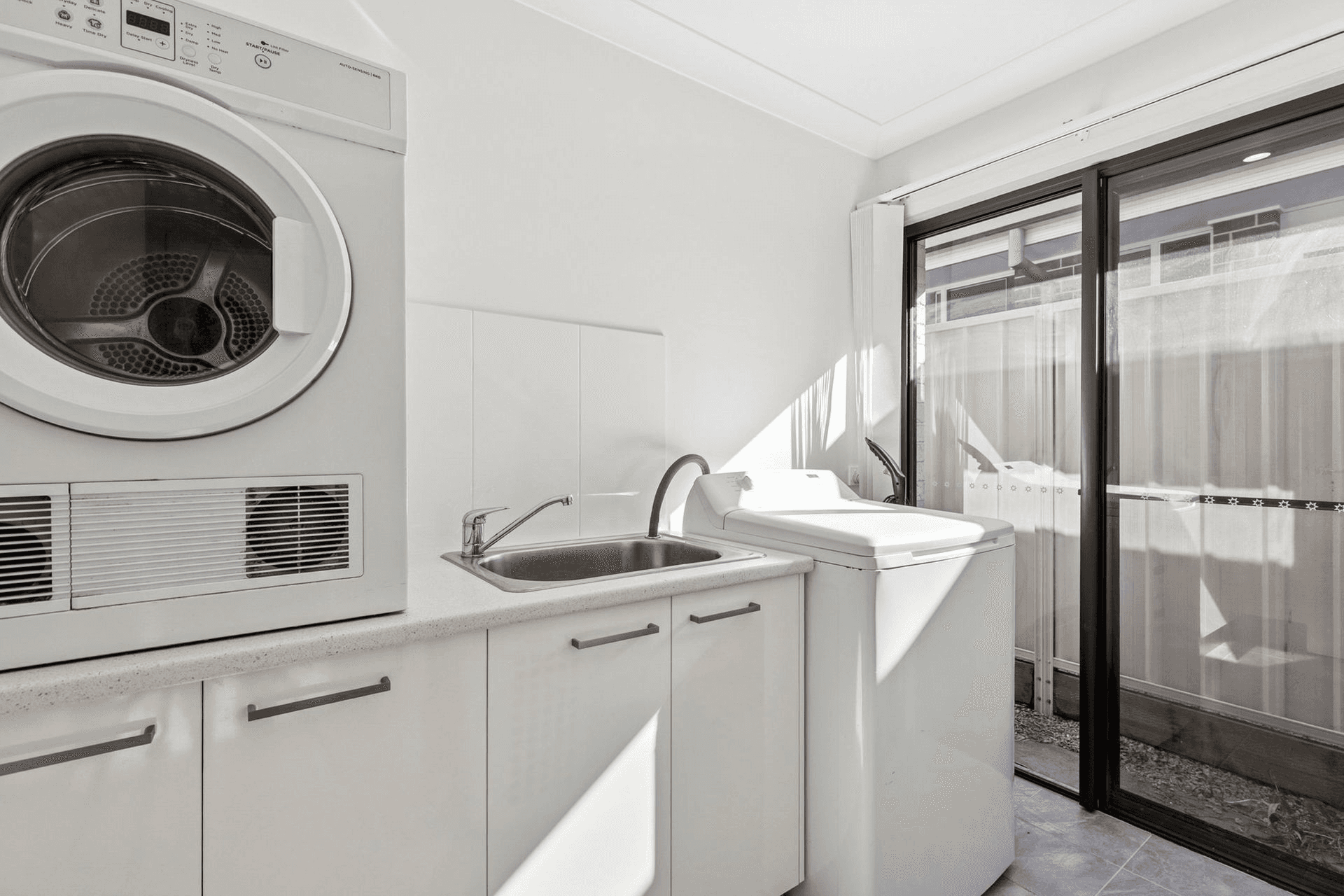 27 Sunshine Circuit, Emerald Beach, NSW 2456