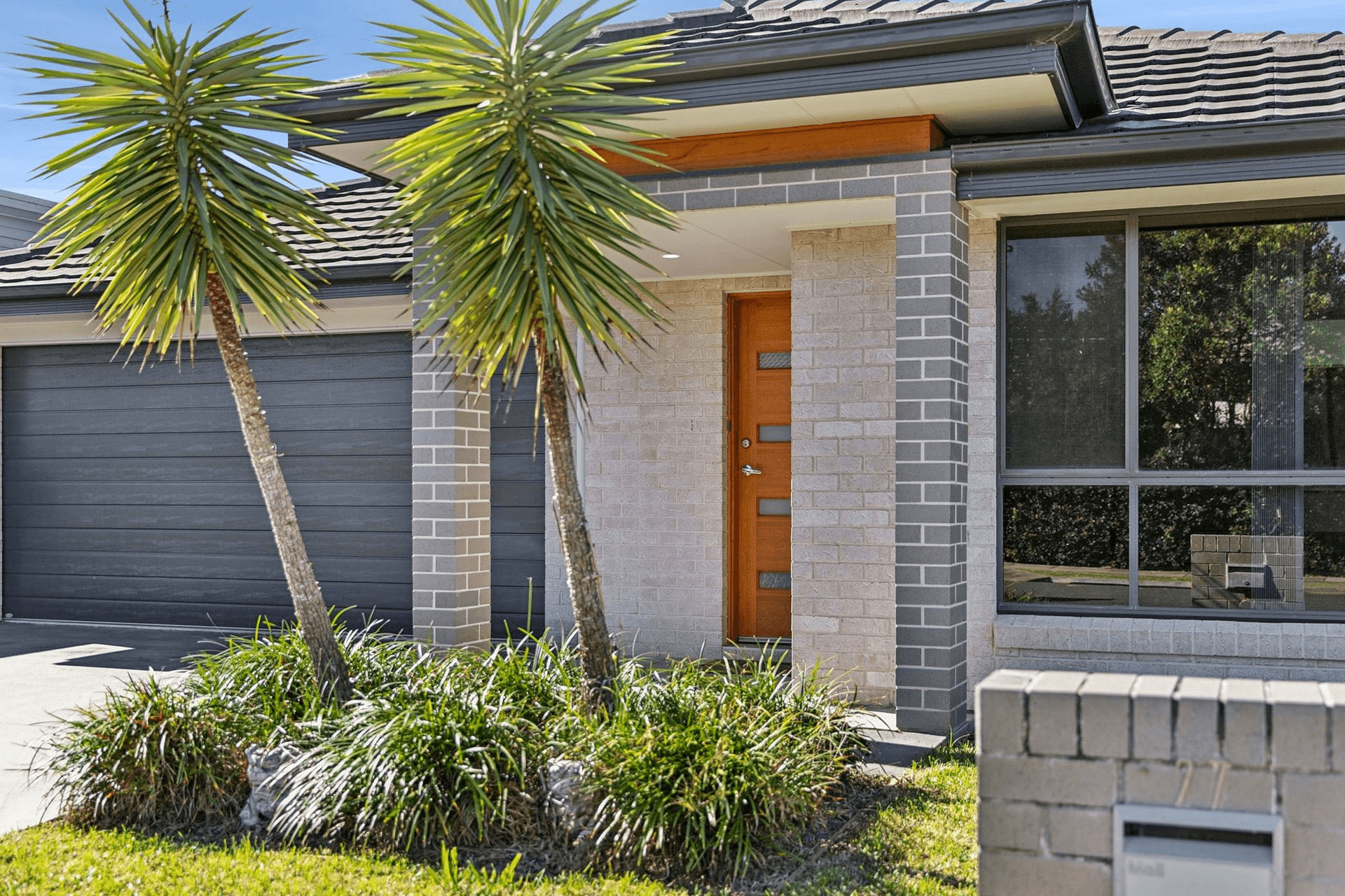 27 Sunshine Circuit, Emerald Beach, NSW 2456