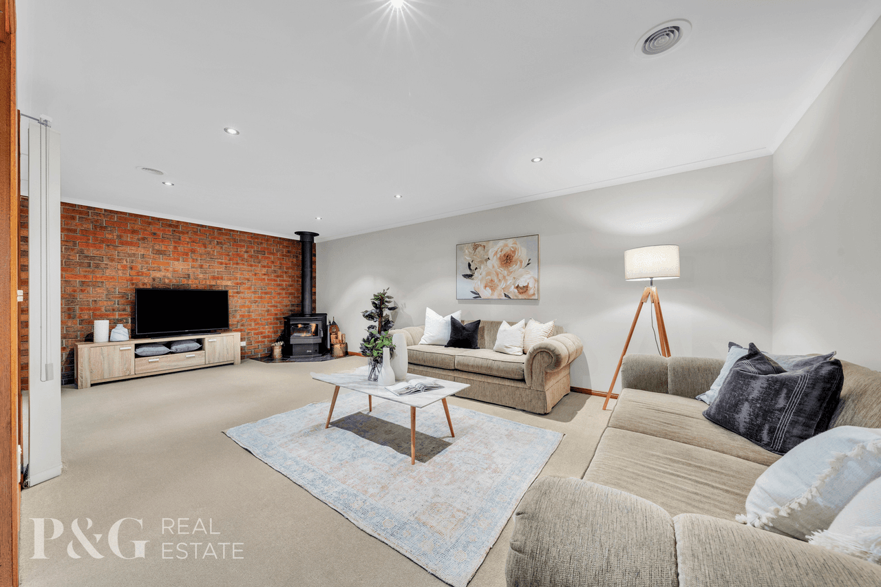 6 Plymtree Court, NARRE WARREN SOUTH, VIC 3805