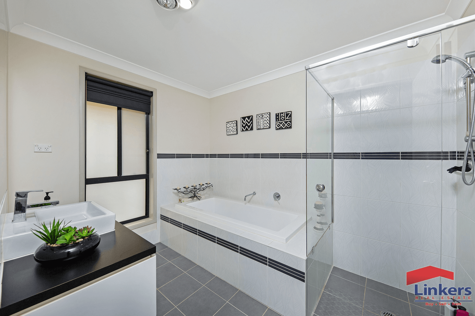 23 Dromedary Place, Macquarie Links, NSW 2565