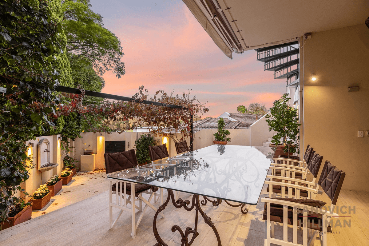 16 Tuart Street, Applecross, WA 6153